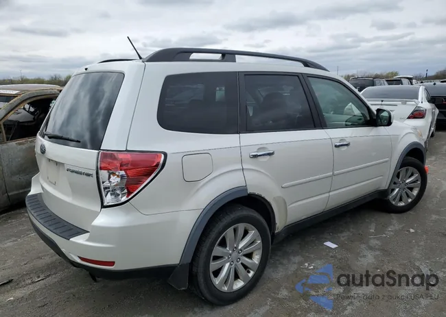 JF2SHBCC8CH459738: 48373944