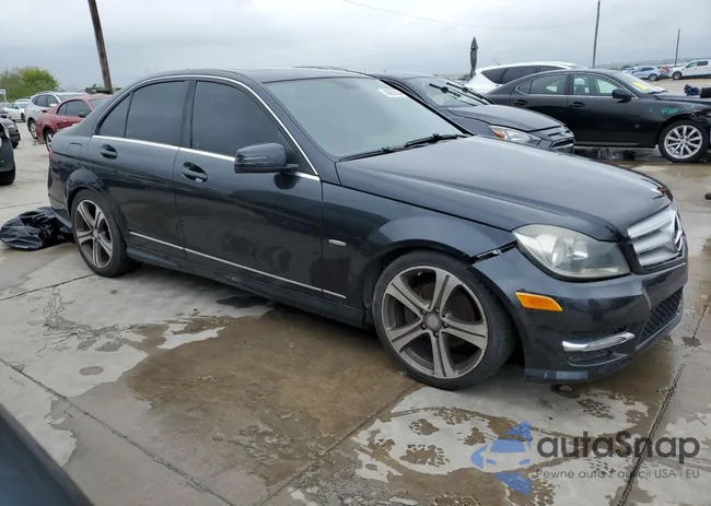 WDDGF4HB0CR214518: 48083104