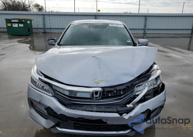 1HGCR3F90GA008017: 46273844