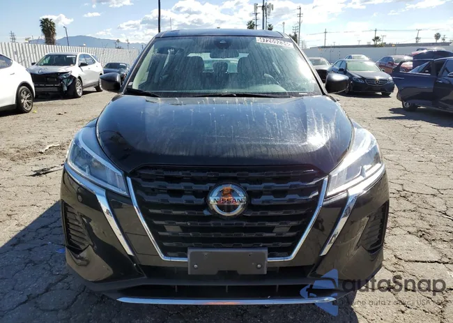 3N1CP5BV5ML520575: 47269234