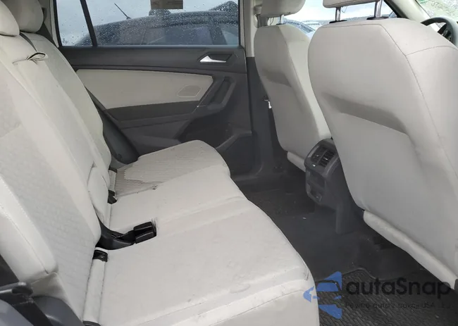 3VV0B7AX2LM031753: 48147624