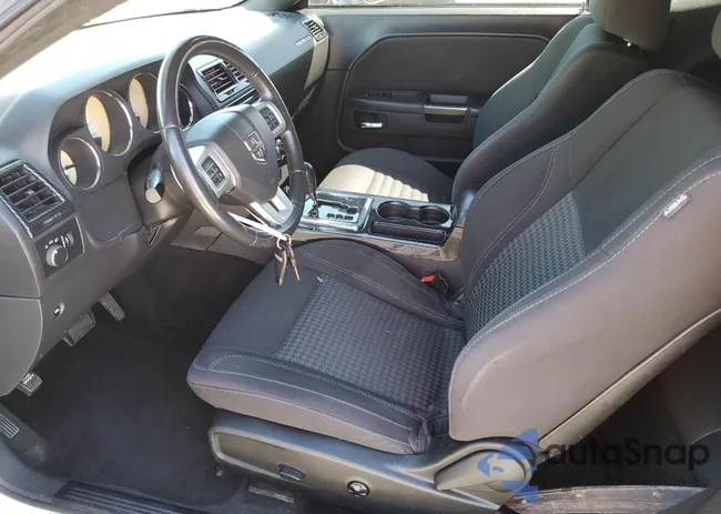 2C3CDYAG9DH674973: 48558504