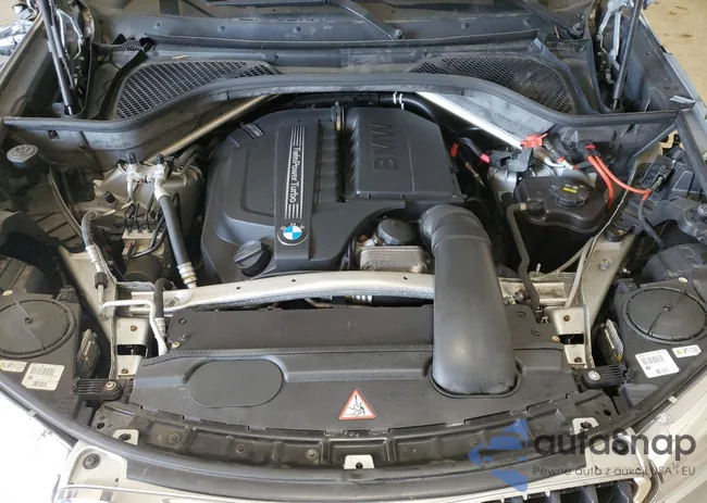 5UXKR0C52F0P00096: 44684434