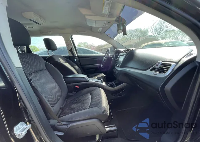 3C4PDCBG9GT165847: 48321904