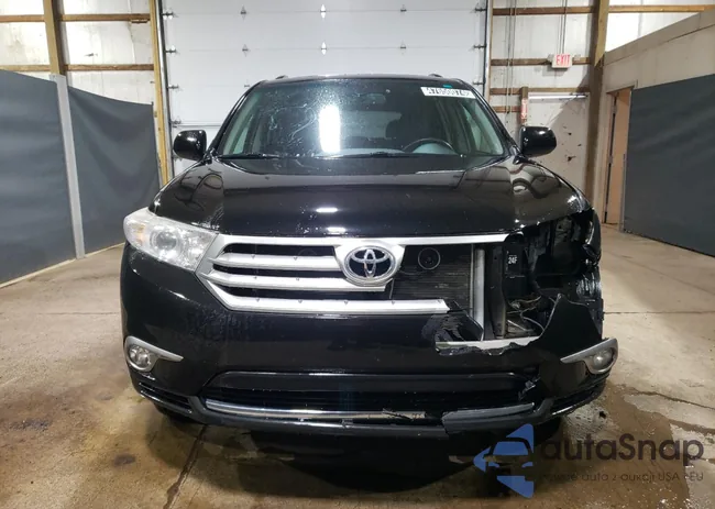 5TDBK3EH8CS127812: 47650074