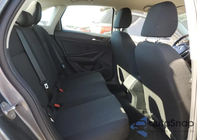 3VWC57BU8KM134372: 47339344