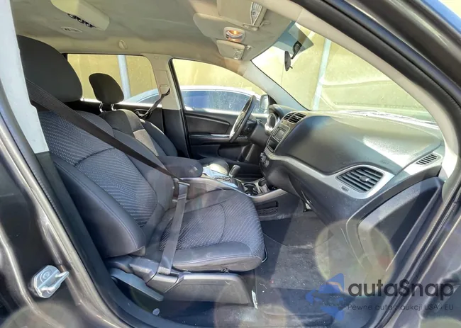 3C4PDCBG4HT533952: 49055724