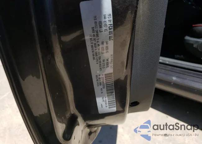 3C3CFFKR4HT697833: 48651703