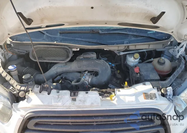 1FTYR2CM6HKB46700: 49500674