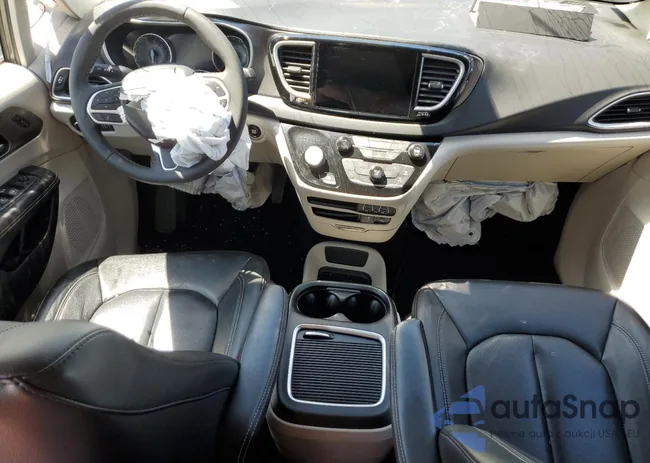 2C4RC1BG7NR170903: 52691844