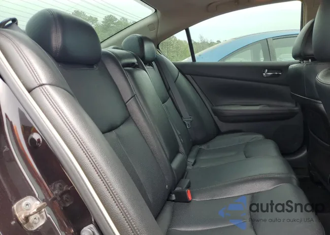 1N4AA5AP6AC832426: 51532244