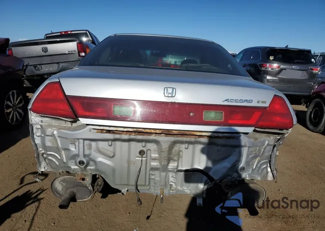 1HGCG2248YA036577: 49360554