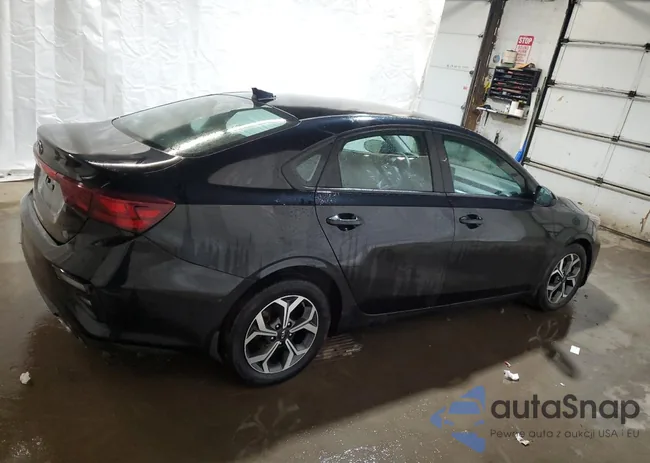 3KPF24AD9LE145563: 48732764