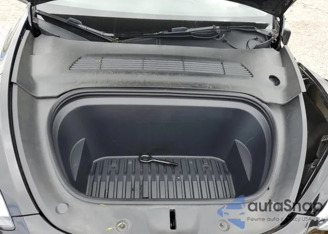 7SAYGDEE0NF425949: 52220304