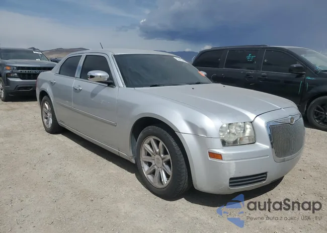 2C3KA43R78H122812: 52403484