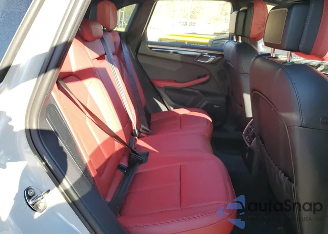 WP1AA2A52RLB02014: 50974104