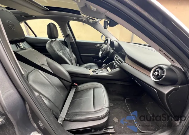 ZARFAEEN9H7544398: 49740104