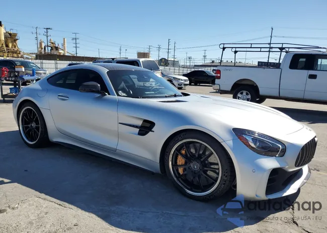 WDDYJ7KA0JA021138: 51473764