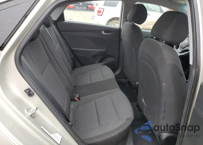 3KPC24A39JE014608: 50655904