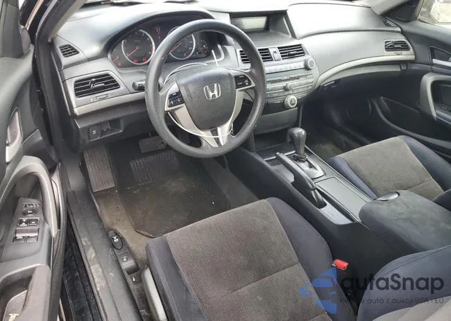 1HGCS1B37AA018917: 52807404