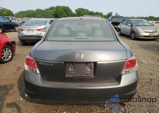 1HGCP2F82AA104021: 53598963