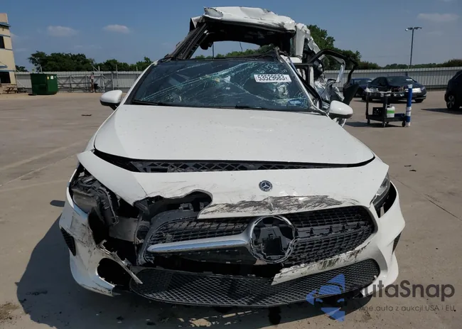 WDD3G4EB3KW019867: 53529683