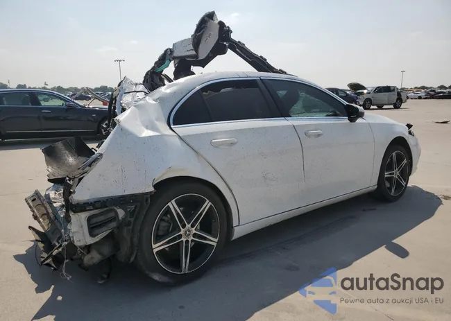 WDD3G4EB3KW019867: 53529683