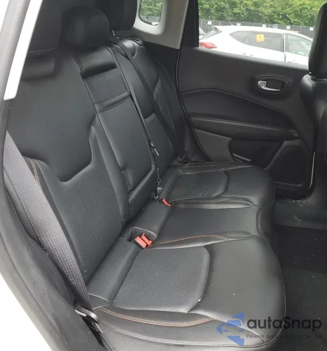 3C4NJDCB9JT210821: 56246554