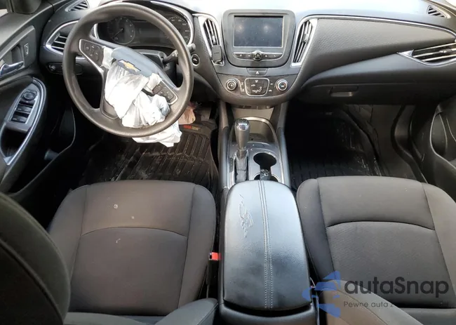 1G1ZD5ST6JF257705: 56000984