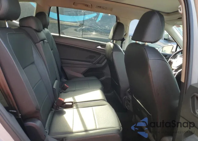 3VV2B7AX0KM035758: 55795914