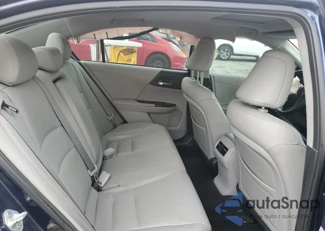 1HGCR2F8XDA150792: 55729474