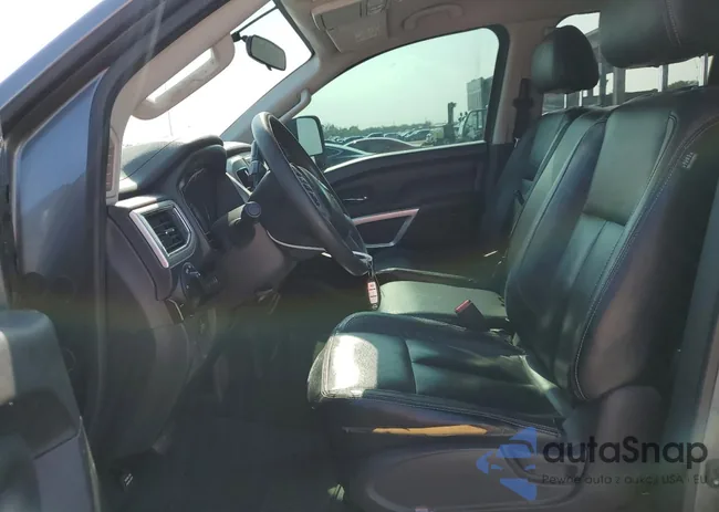 1N6BA1F14GN517646: 55596774