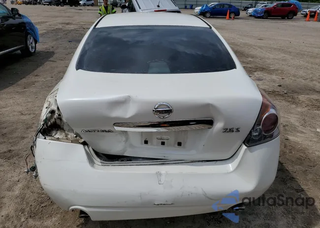 1N4AL2AP2CN576673: 53805224