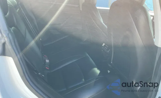 5YJ3E1EA9JF035113: 55614474