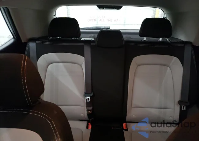 KMHRC8A39PU250048: 53357414