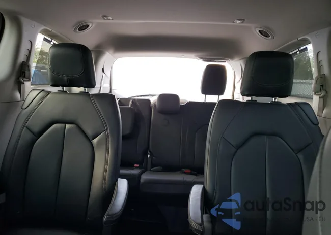 2C4RC1BG8KR561280: 56847624