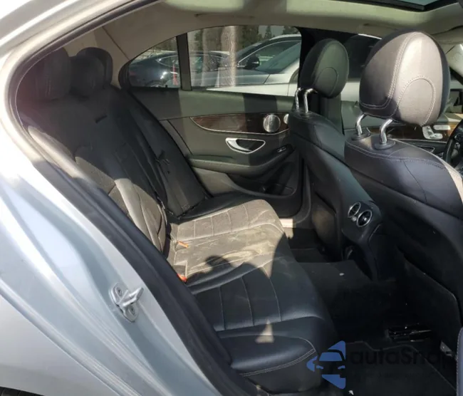 55SWF4JB3FU085232: 54352554