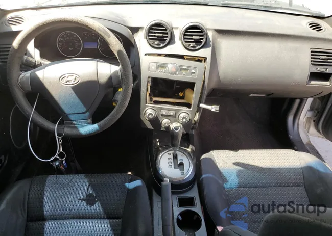 KMHHM66D48U293082: 55752034