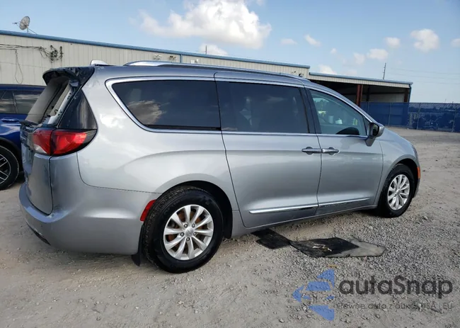 2C4RC1BG8KR561280: 56847624