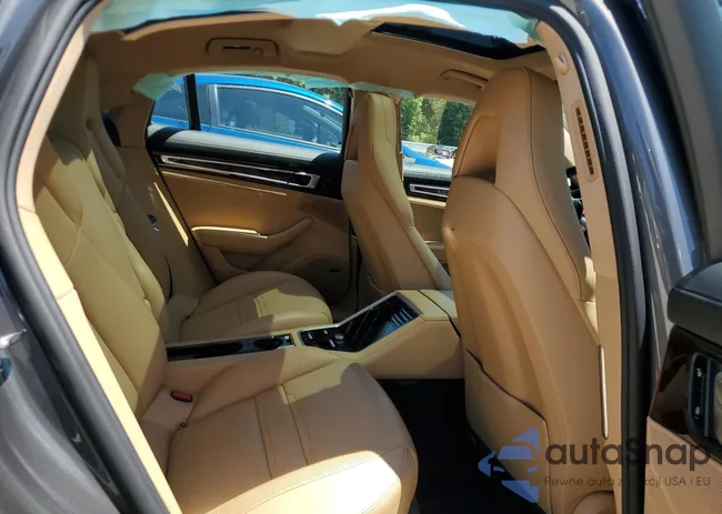 WP0AA2A72HL102113: 55754673