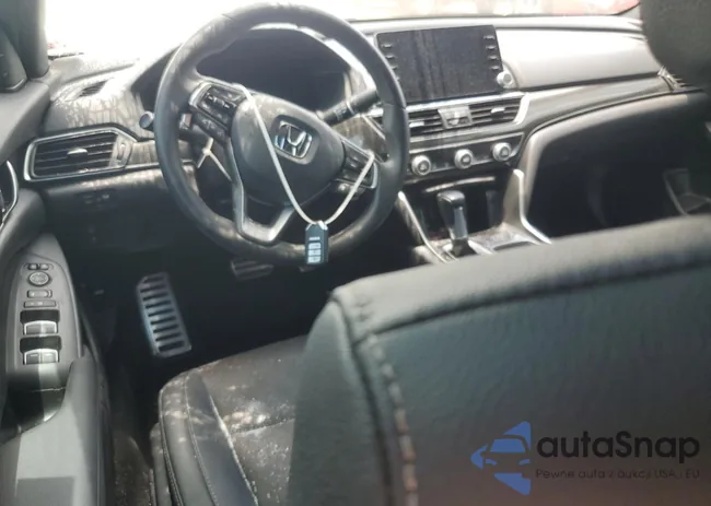 1HGCV1F37KA160901: 60415204