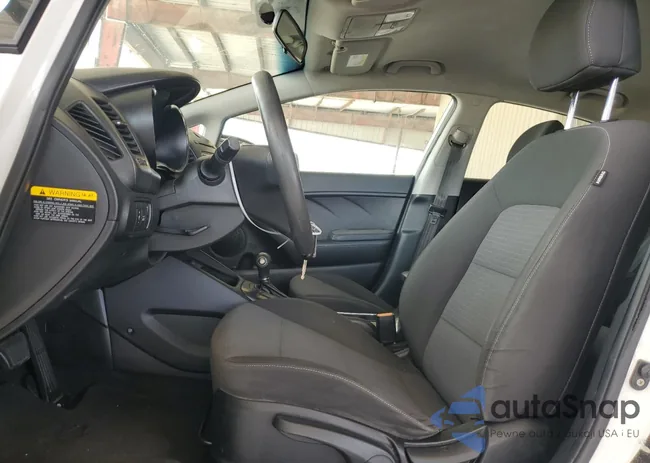 KNAFX4A68E5219344: 58327844