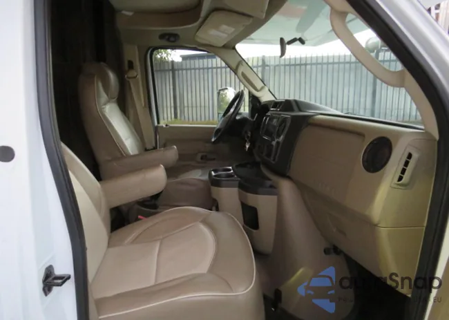 1FDXE4FS4KDC17963: 60548574