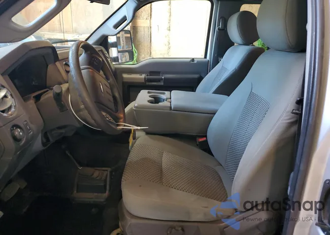 1FT8X3DT2FEC09093: 58748804