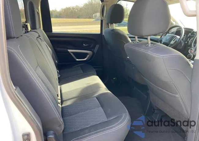 1N6BA1F30HN571027: 60567834