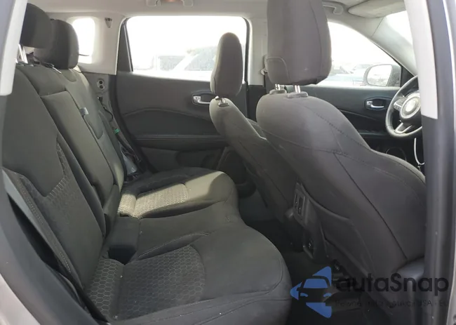 3C4NJCABXMT560301: 59843384