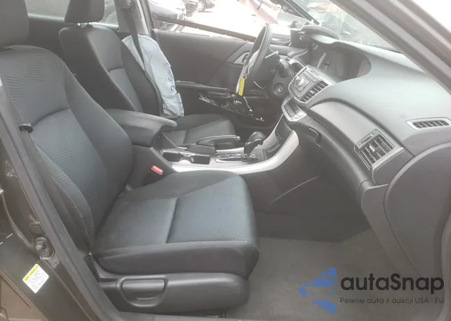 1HGCR2F35EA098946: 60936353