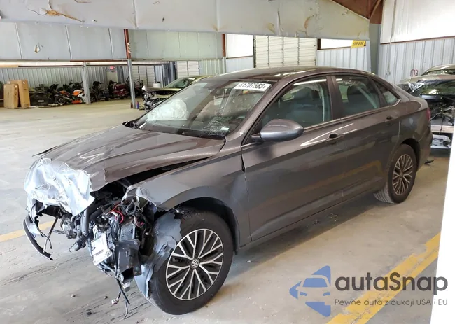 3VWC57BU5MM037326: 61707563