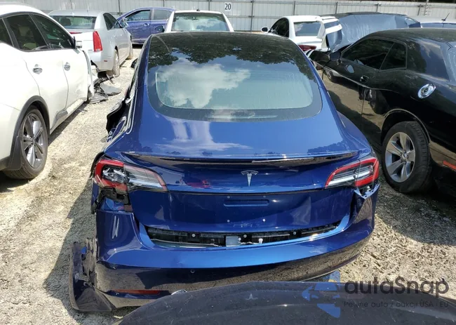 5YJ3E1EA4JF124927: 61651553