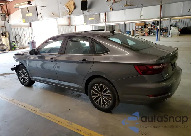 3VWC57BU5MM037326: 61707563